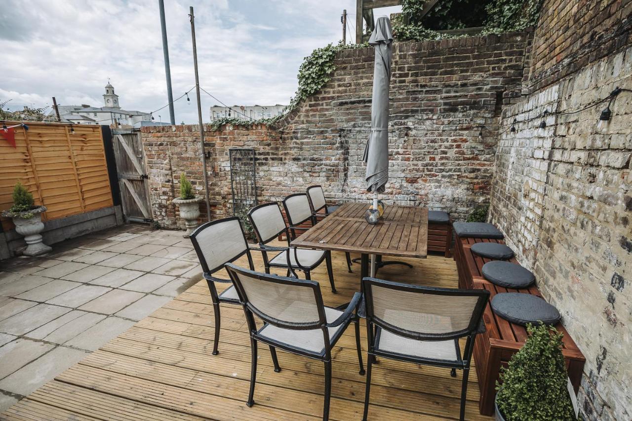 Stunning 5 Bedroom Period By The Sea Holiday home Herne Bay